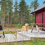 8 Person In Sundlandet Snildal