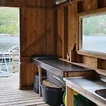 8 Person In Sundlandet Snildal