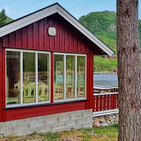 8 Person In Sundlandet Holiday home Snildal