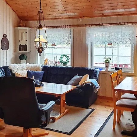 Holiday home 6 Person In Sundlandet
