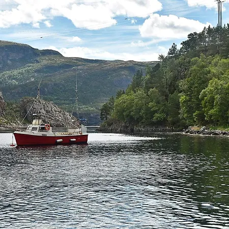 6 Person In Sundlandet Holiday home