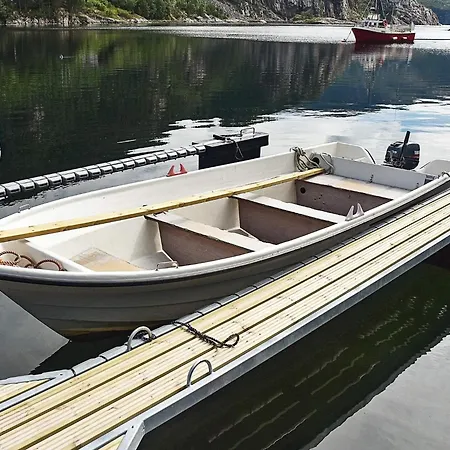 6 Person In Sundlandet * Snildal