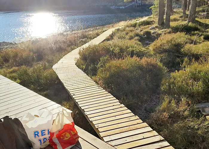 8 Person In Sundlandet Holiday home Snildal