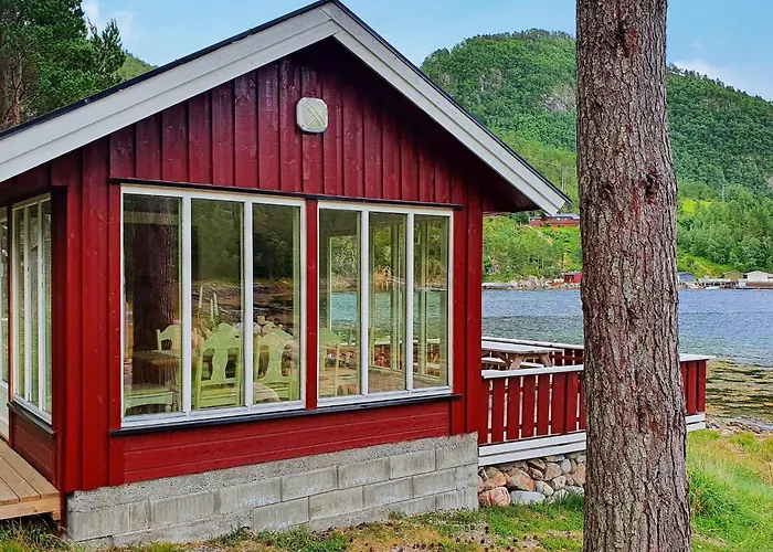 8 Person In Sundlandet *