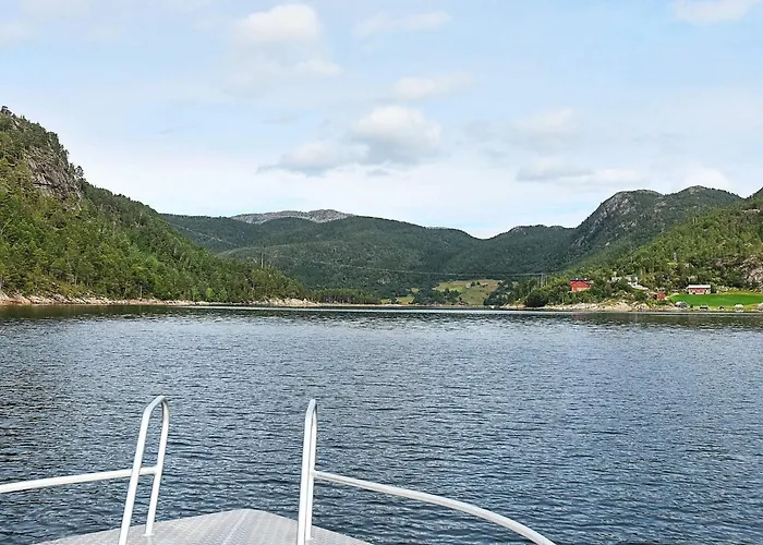 8 Person In Sundlandet